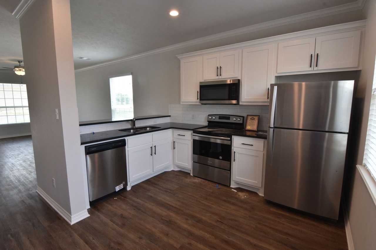 7005 Canter Ct - Photo 4 of 16