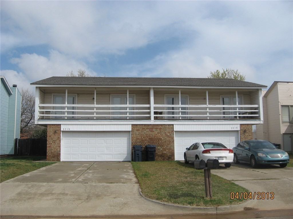 2215 Nw 117th St - Photo 2 of 16