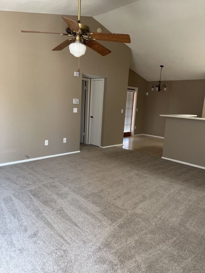 3214 N Ash Dr - Photo 3 of 25