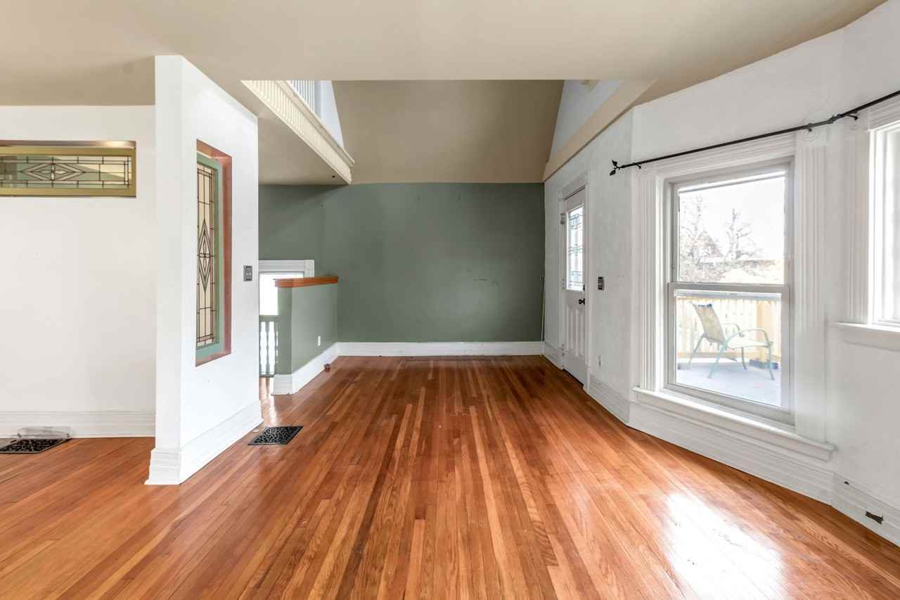 589 Breckenridge - Photo 3 of 15