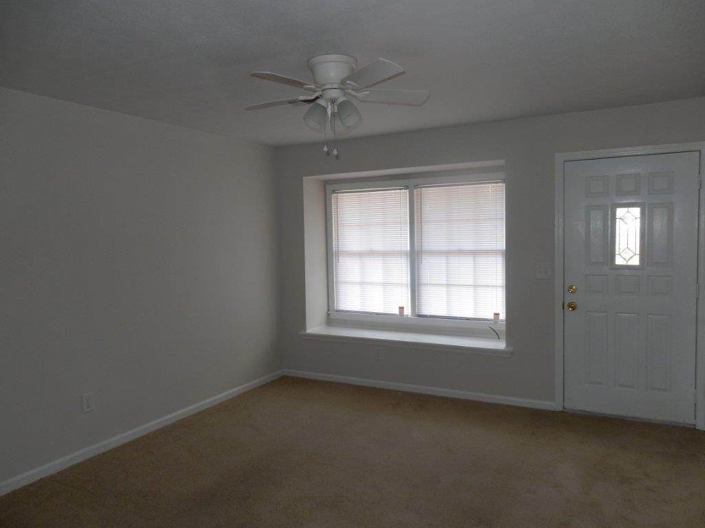 8110 Trafalgar Way - Photo 3 of 18
