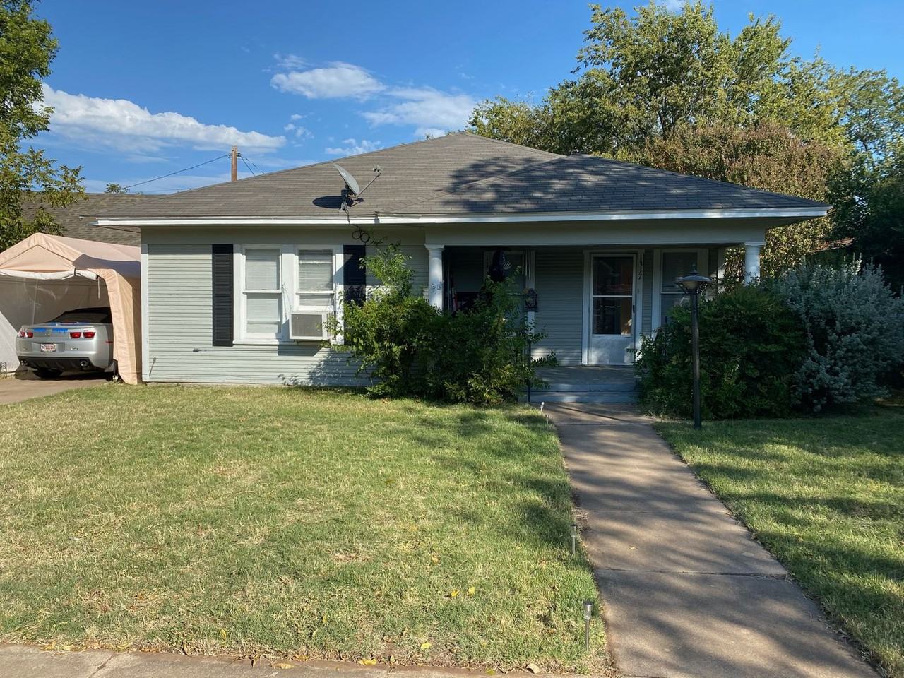 1317 Amarillo St - Photo 5 of 5