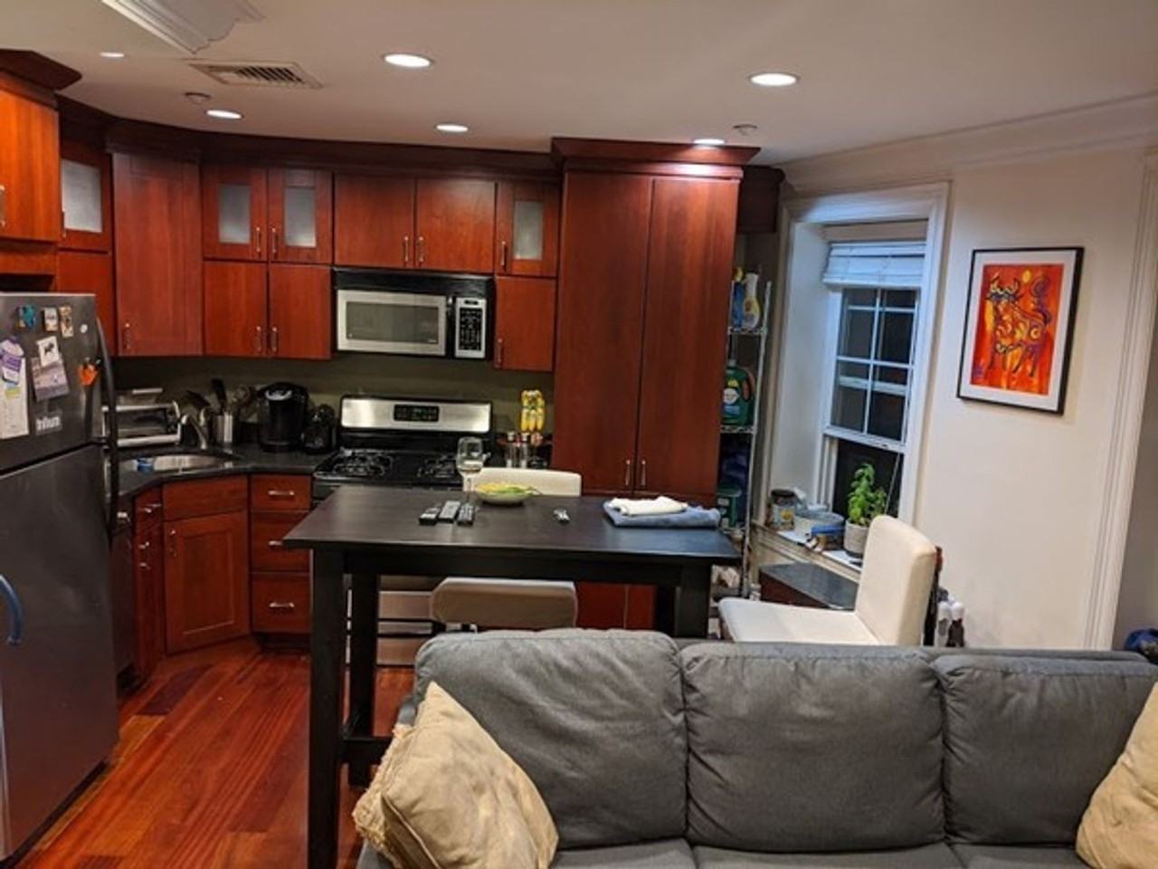 135 Salem St - Photo 2 of 11
