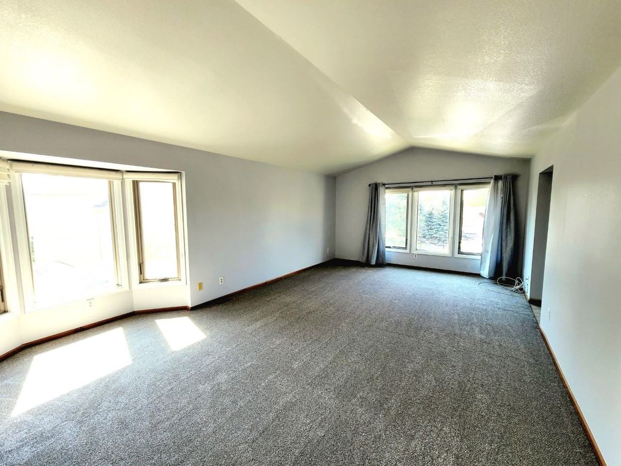 10995 Allison Ct - Photo 7 of 12