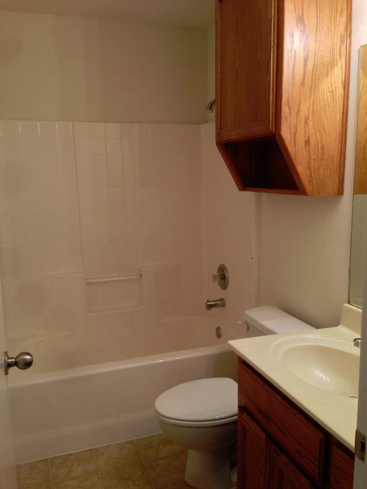 608 Park Ln - Photo 2 of 8