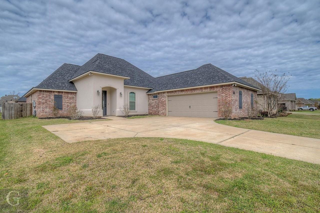 120 Caiden Dr - Photo 2 of 20