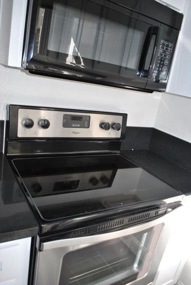 2819 E St #1 - Photo 2 of 8