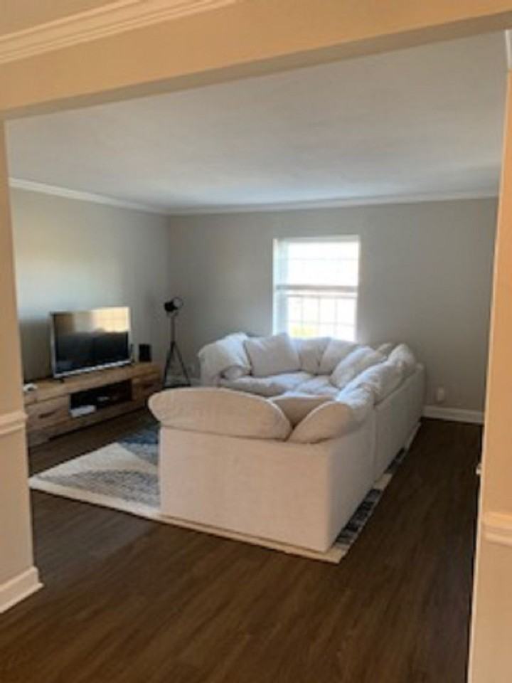 2604 Park Rd Apt G - Photo 2 of 10