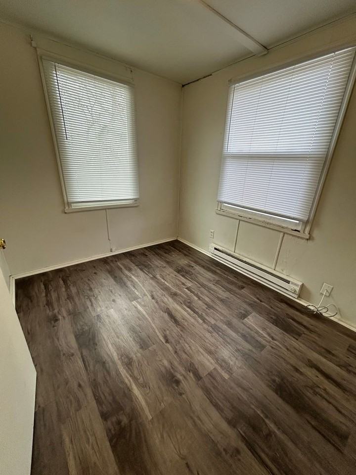 620 7th St S #3 - Photo 3 of 18