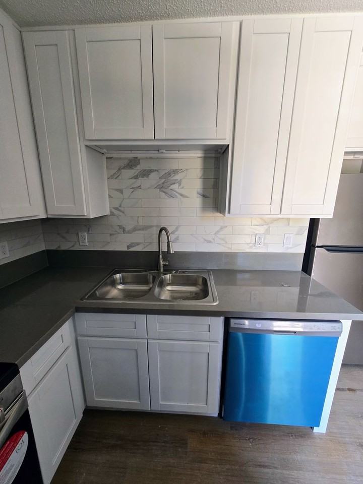 Myrtle Palms - Photo 5 of 15