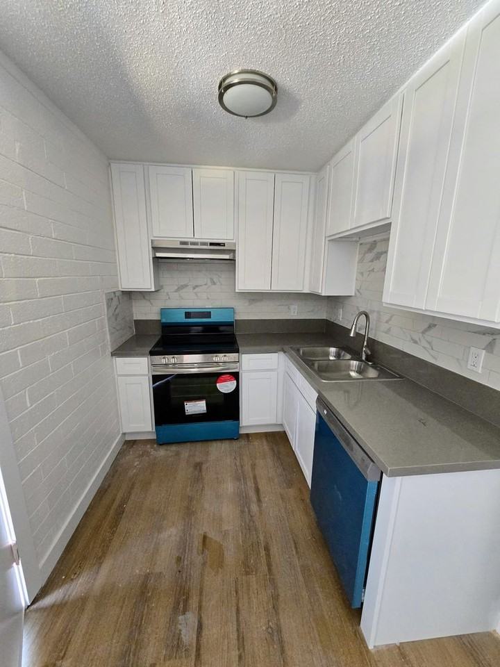 Myrtle Palms - Photo 6 of 15