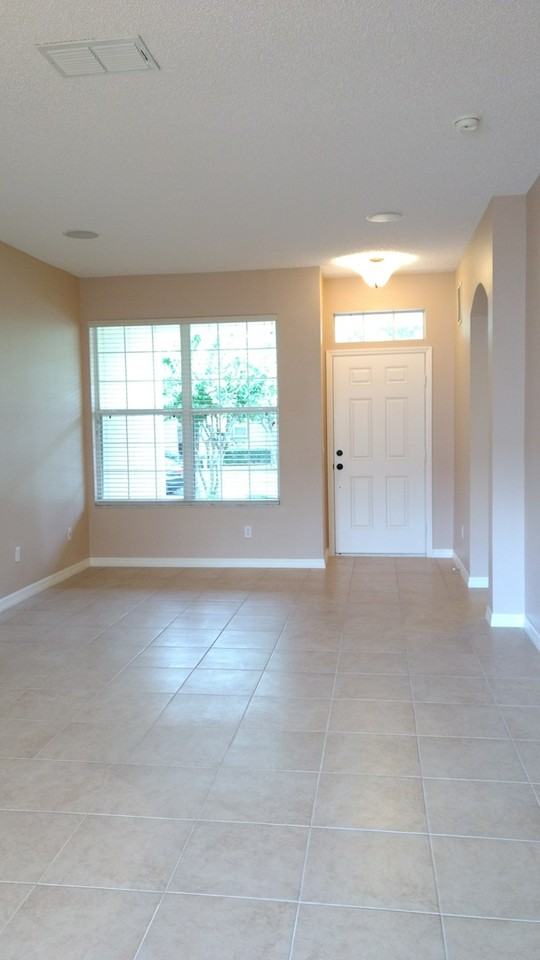 14651 Water Locust Dr - Photo 5 of 28