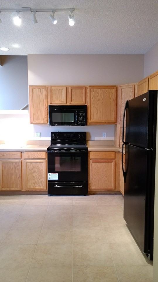 14651 Water Locust Dr - Photo 7 of 28