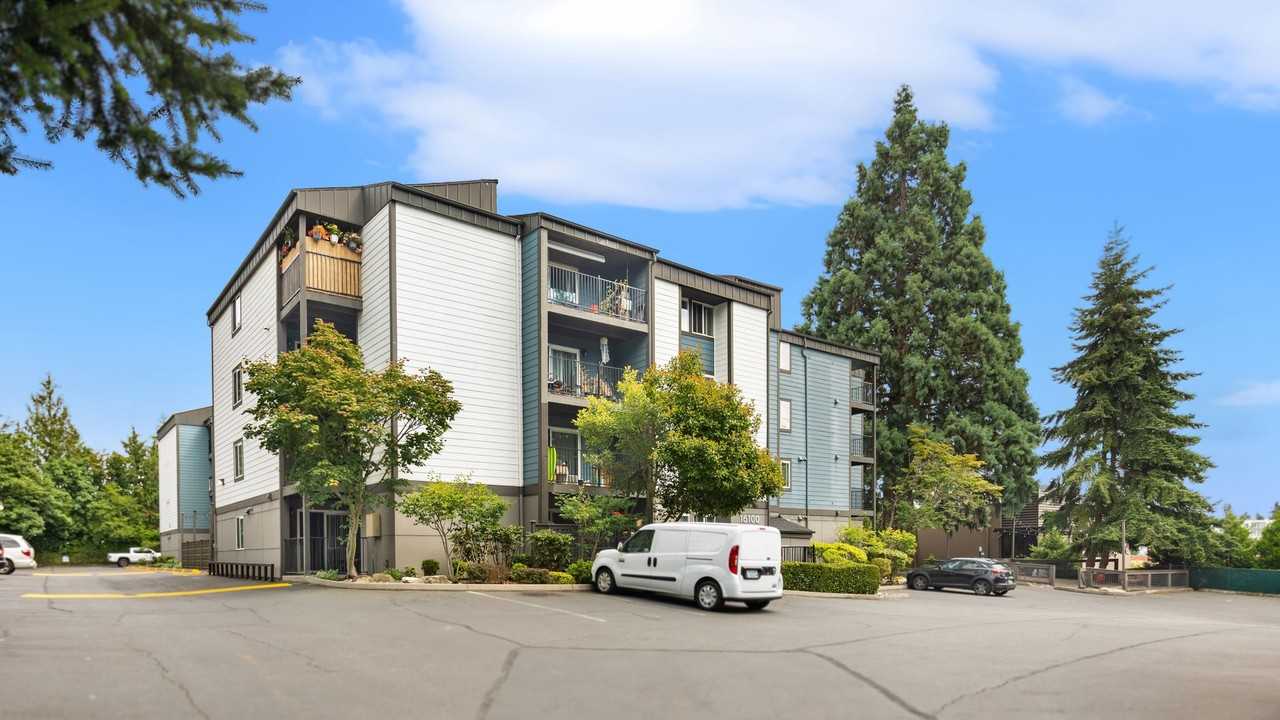 J160 Holdings LLC - Photo 3 of 50