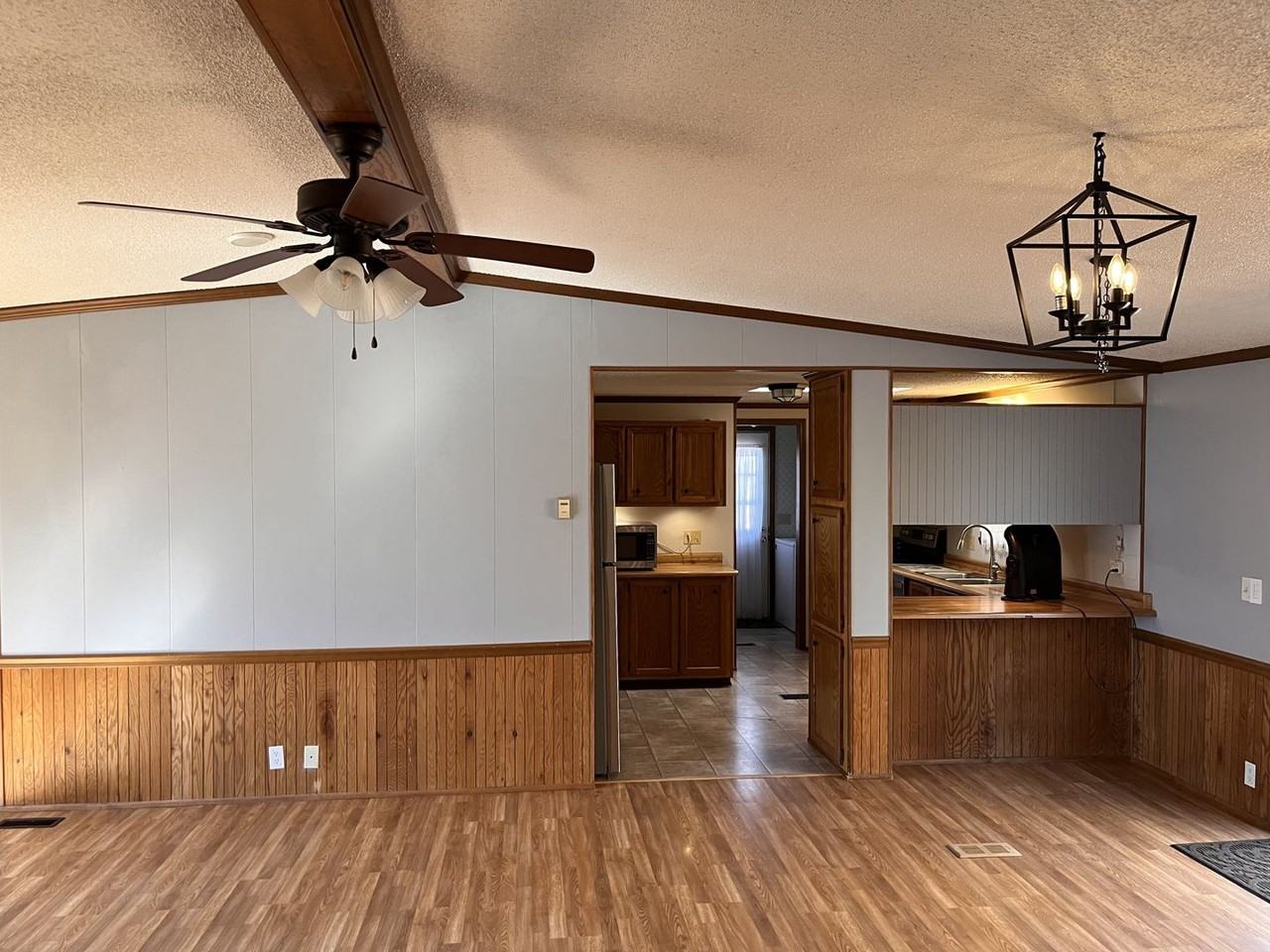 127 Crooked Fork Ln - Photo 3 of 12