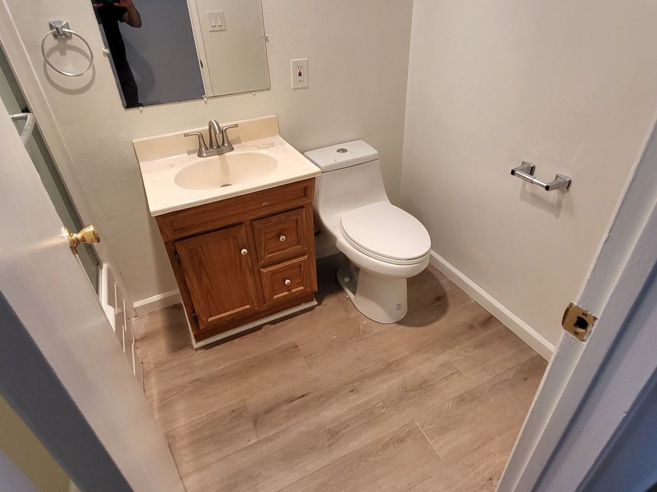 185 Quincy Ave #203 - Photo 4 of 21