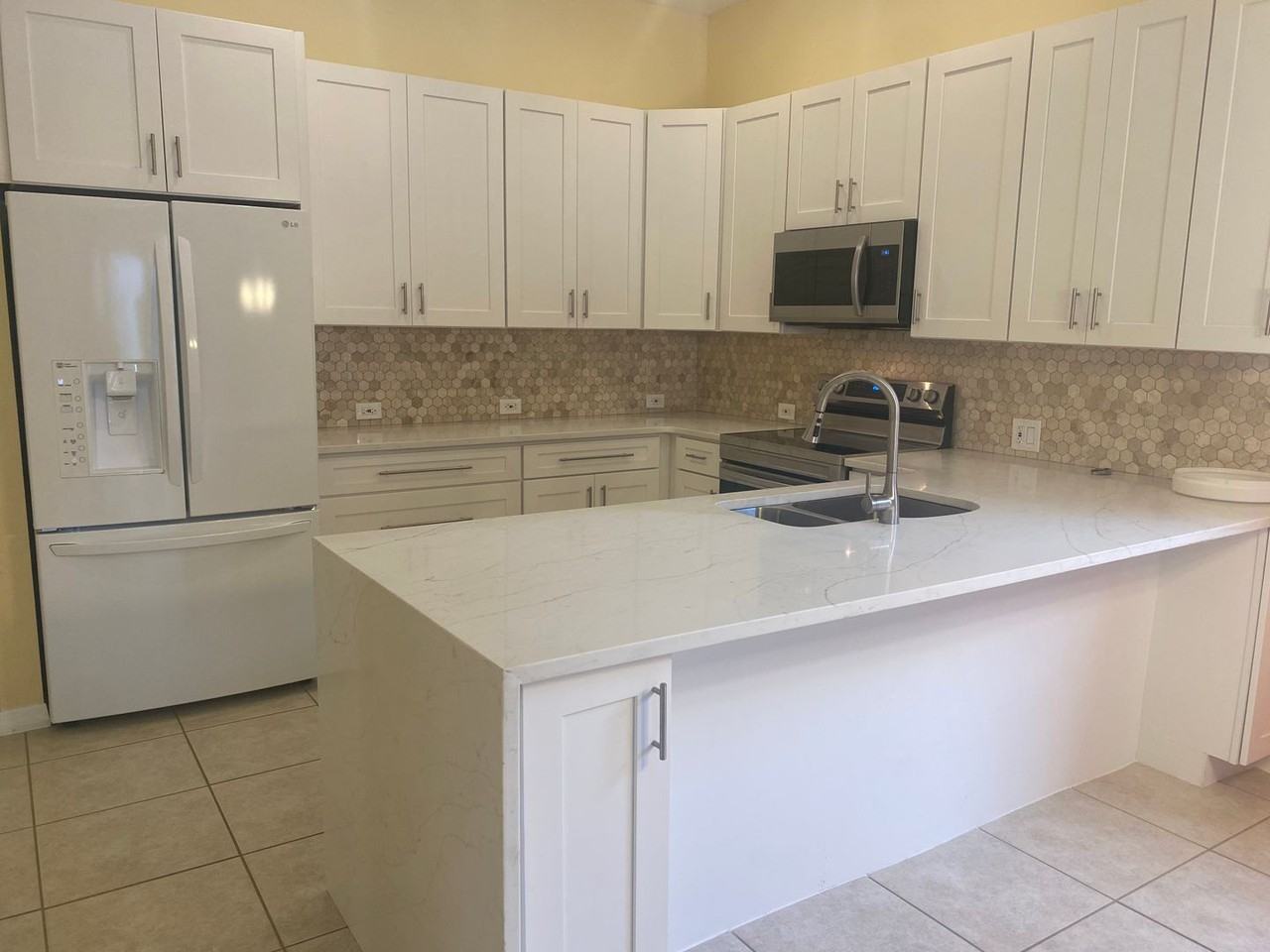 1148 Kersfield Cir - Photo 2 of 18