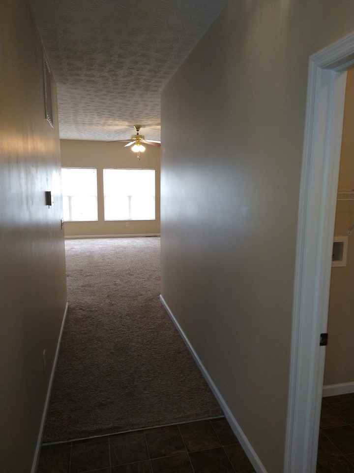 2691 Laurelwood Ct - Photo 2 of 38