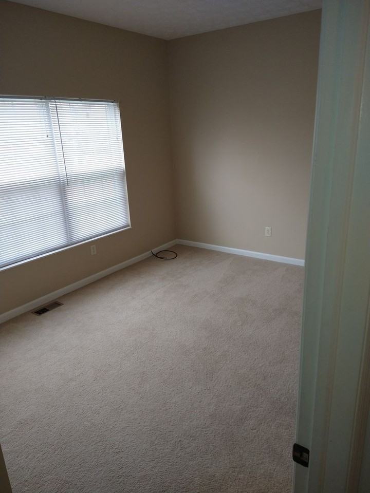 2691 Laurelwood Ct - Photo 7 of 38