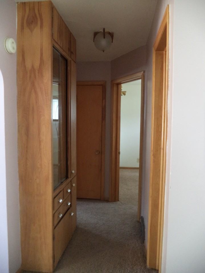 1224 6th Ave Ne - Photo 7 of 13