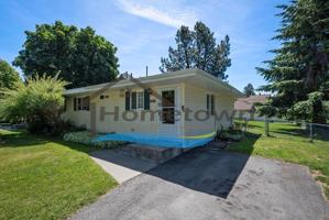 featured image of 1468 E Burnham Ave