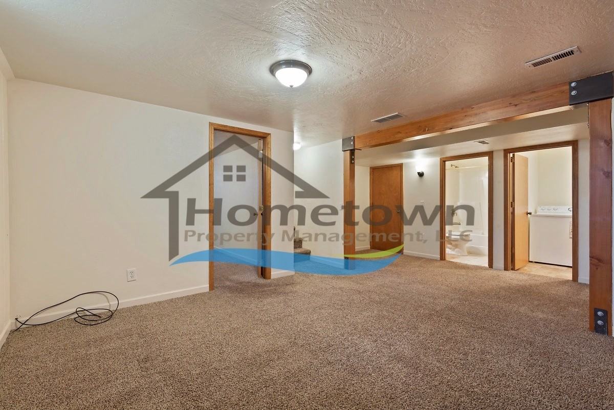 1468 E Burnham Ave - Photo 3 of 27
