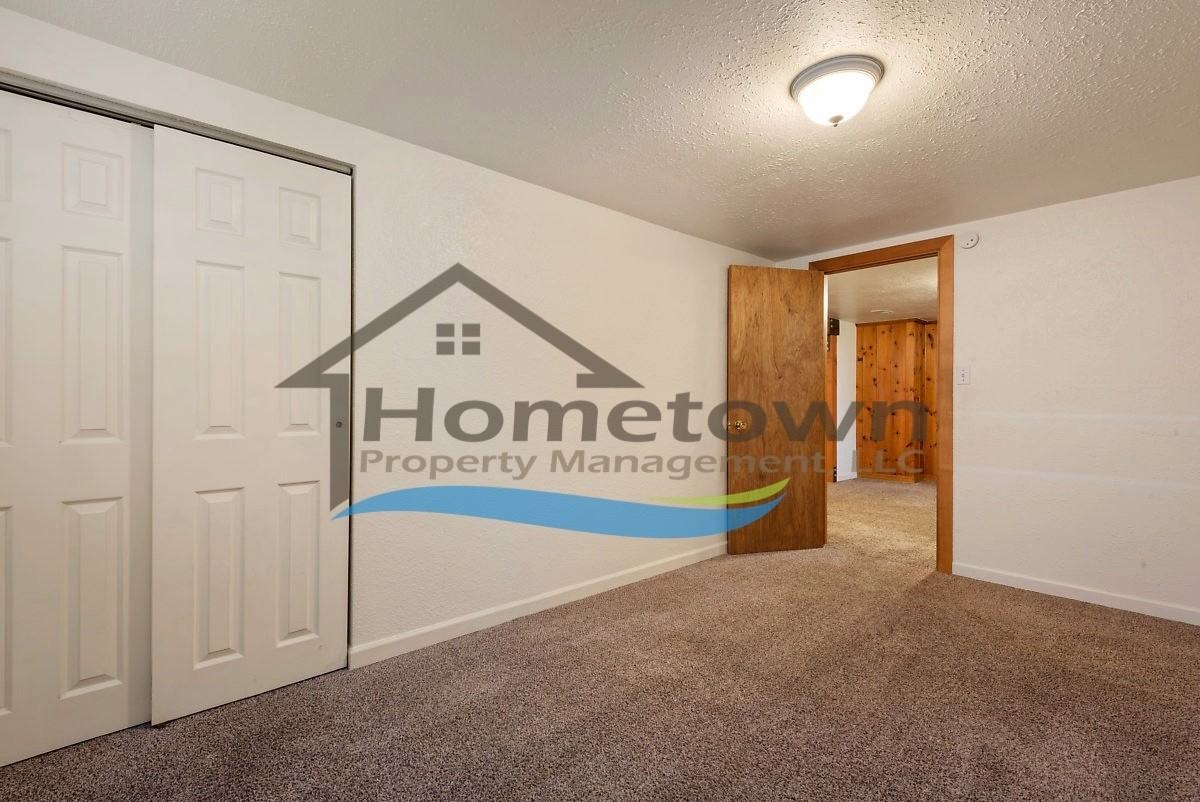 1468 E Burnham Ave - Photo 7 of 27