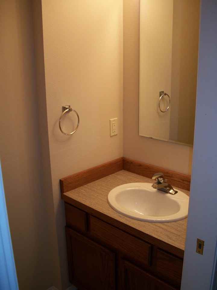 1308 W Babcock St - Photo 5 of 32