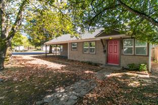 121 W D St - Photo 1 of 1
