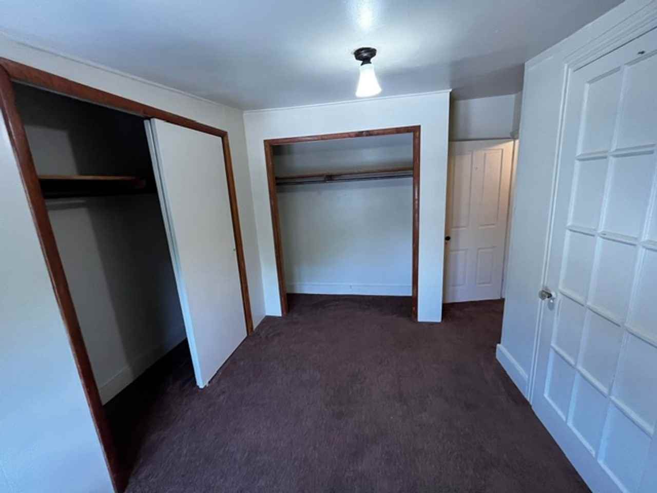 519 Laurel St - Photo 3 of 9