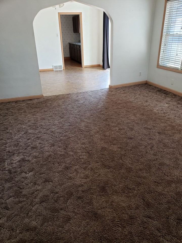 412 3rd Ave Nw - Photo 2 of 17