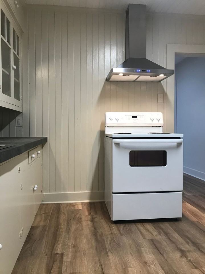 812 General Mouton Ave - Photo 7 of 17