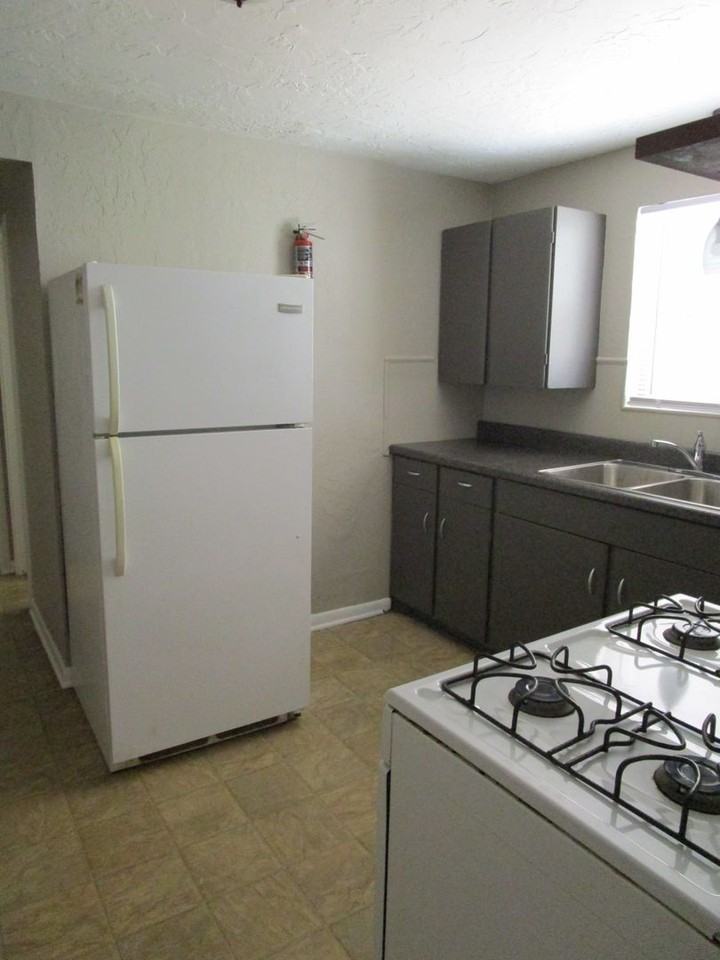 311 1/2 E Oklahoma Ave - Photo 5 of 16