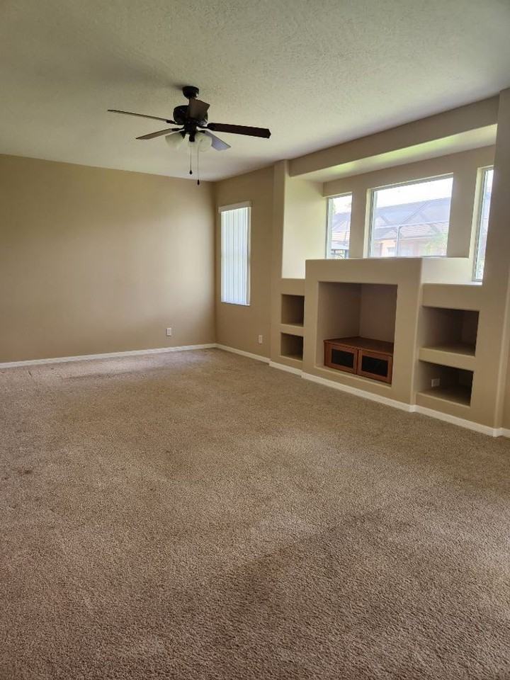 5977 Arlington Cir - Photo 3 of 13