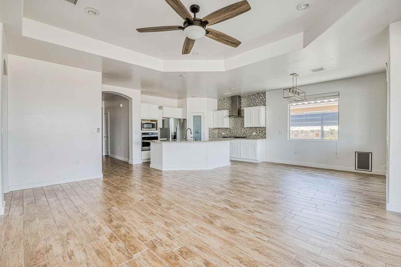 13429 Plumpton Rd - Photo 6 of 36