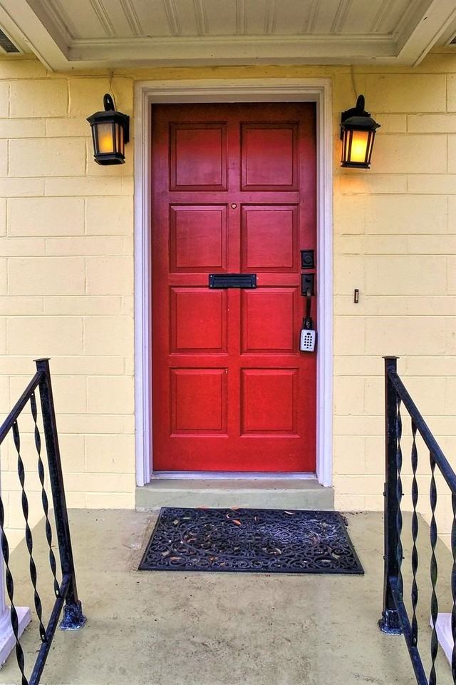 2602 Betty St - Photo 2 of 17