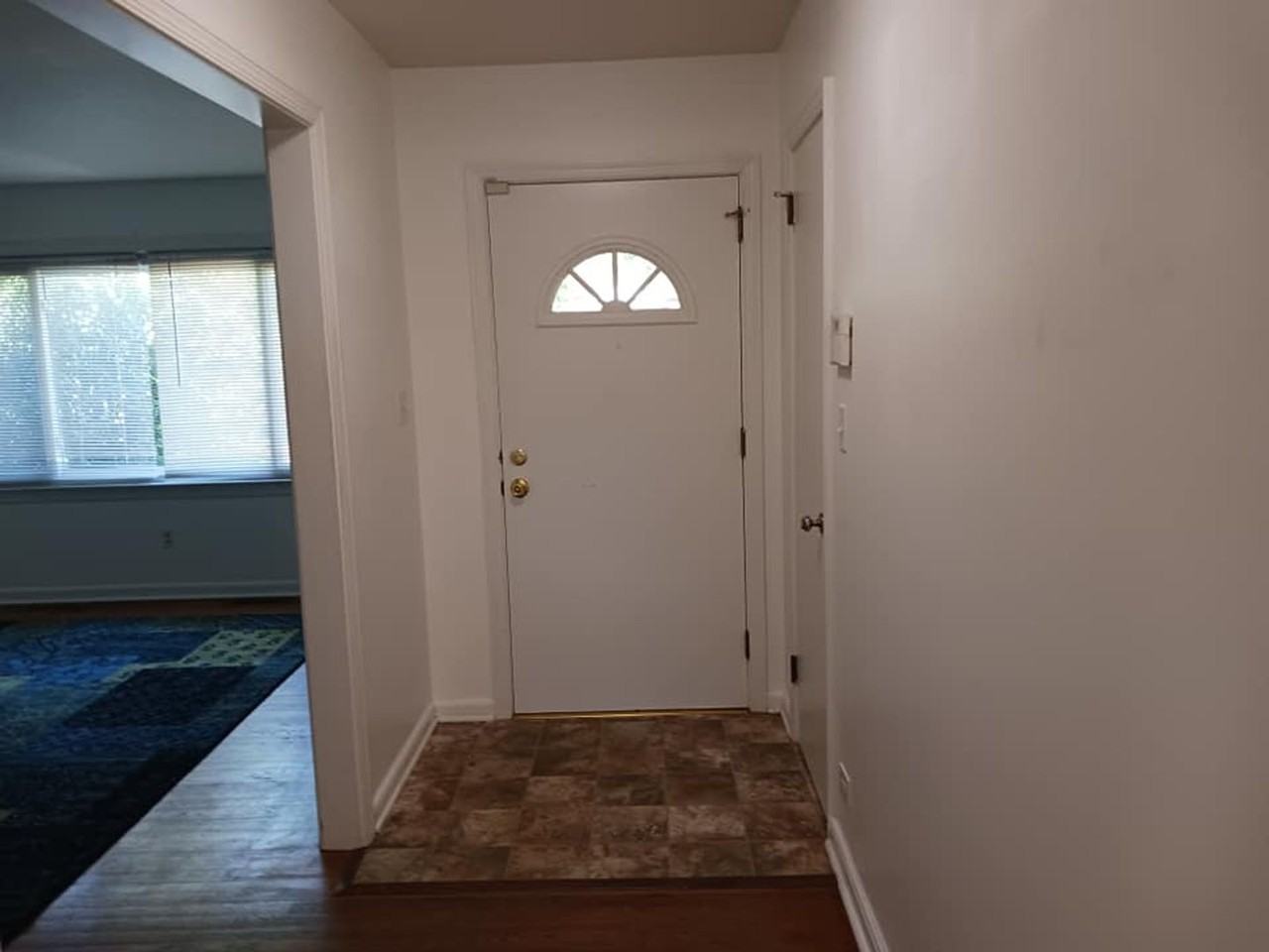 1 Lynn Dr - Photo 2 of 17