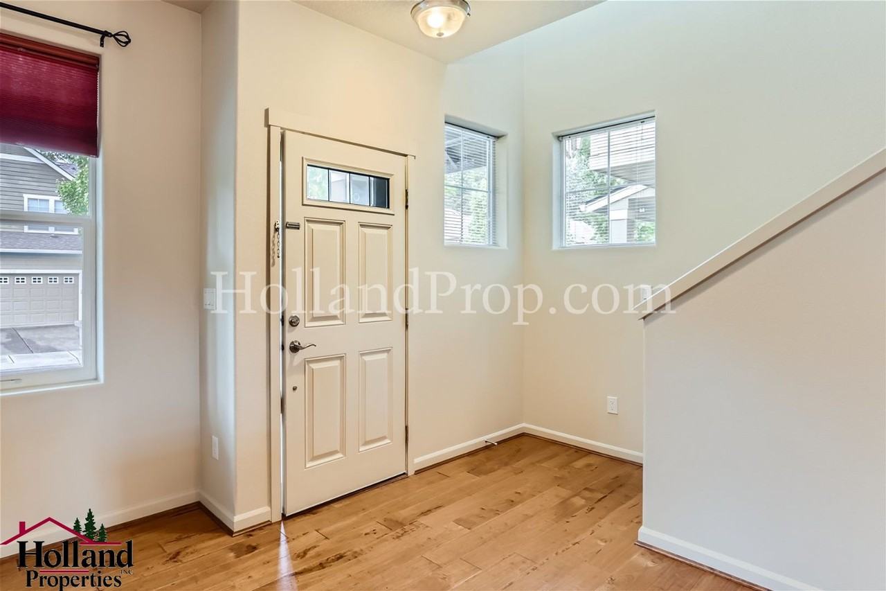 317 Ne 105th Ave - Photo 6 of 29