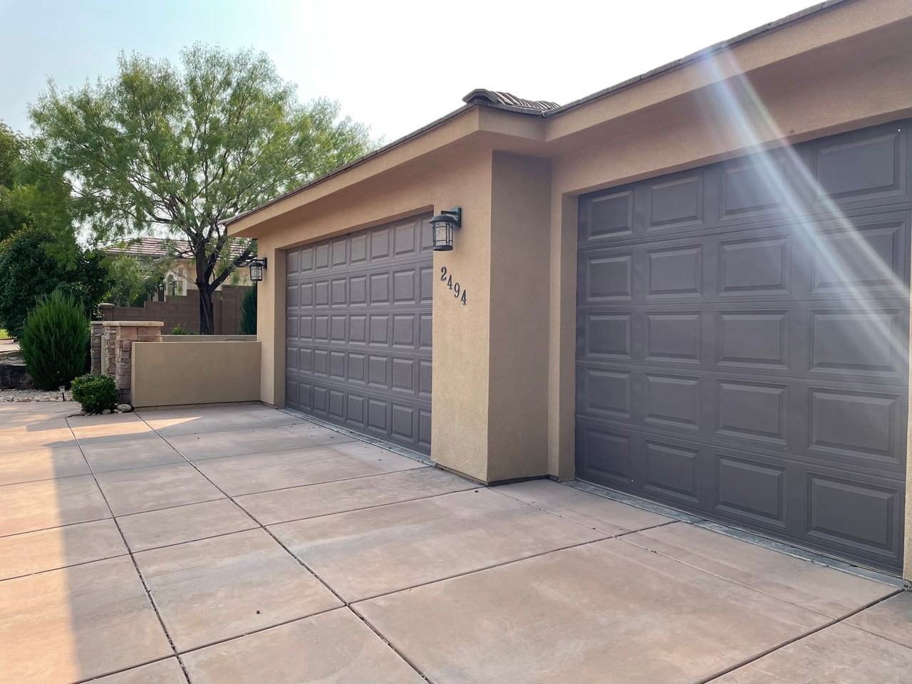 2494 E 2830 S - Photo 3 of 32