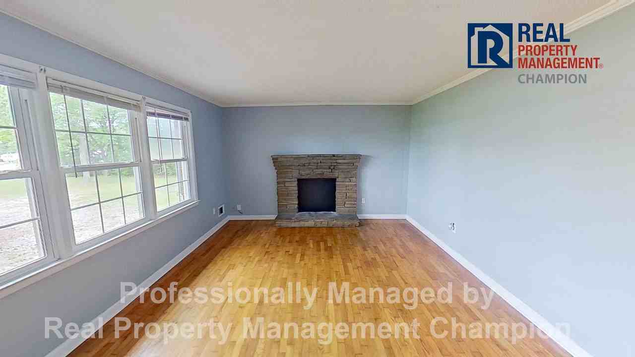 15610 Us Highway 17 - Photo 3 of 33