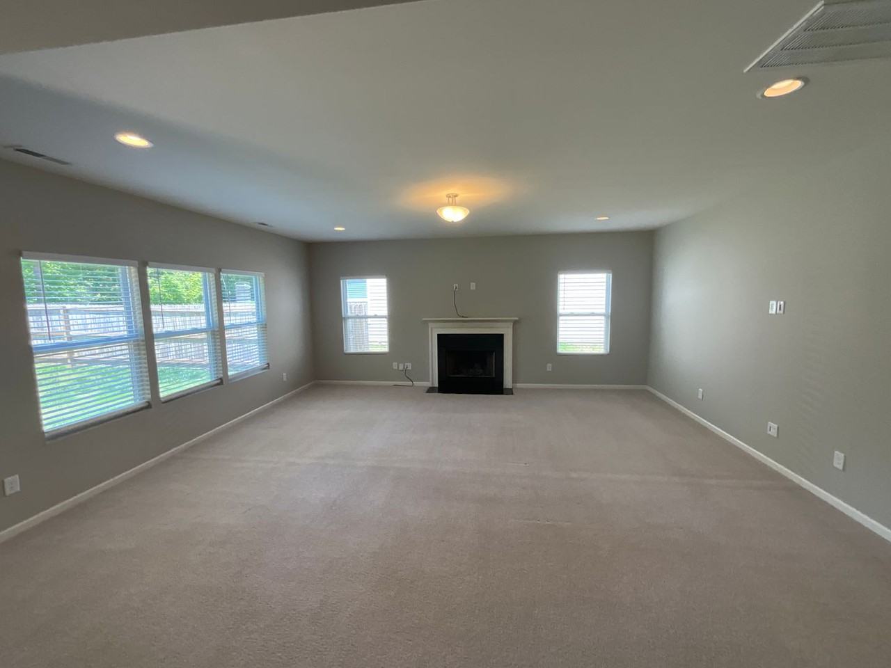 5629 Tier View Trl - Photo 2 of 36