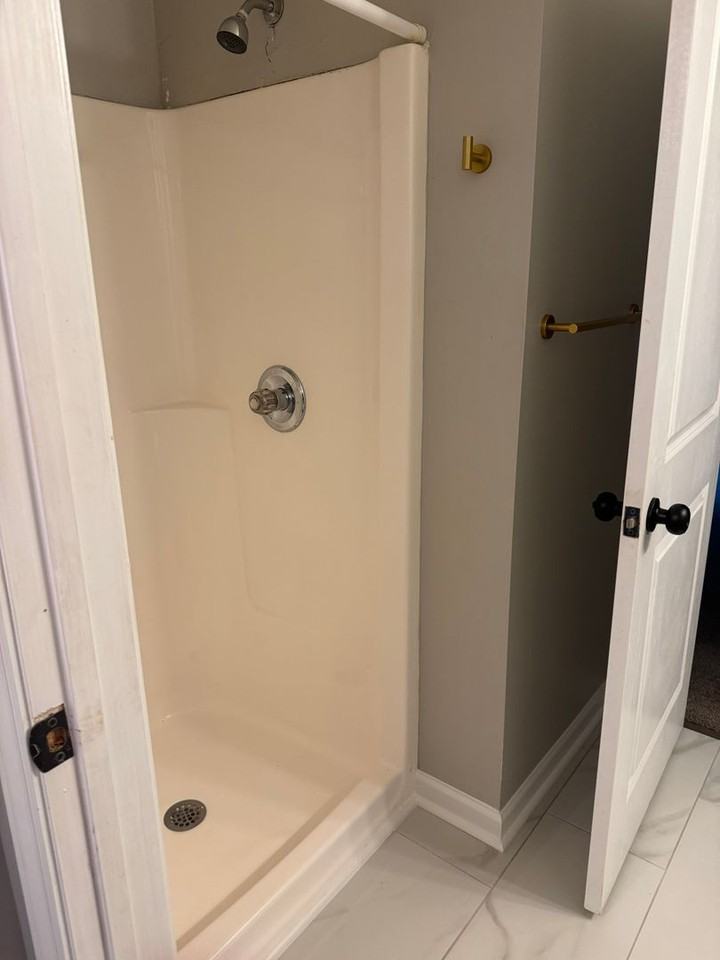 107 Woodside Cir #B - Photo 3 of 22