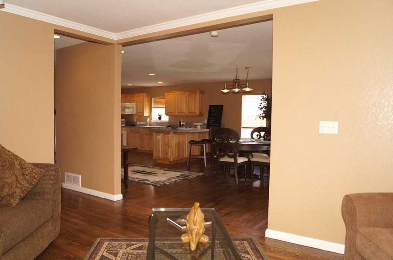 1500 S Gaylord St - Photo 2 of 24