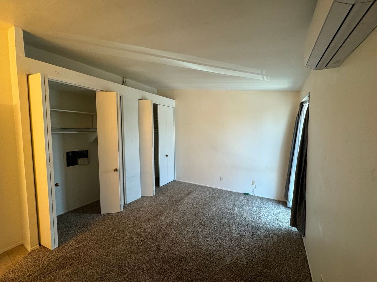 540 Oakdale Ln #J - Photo 2 of 6