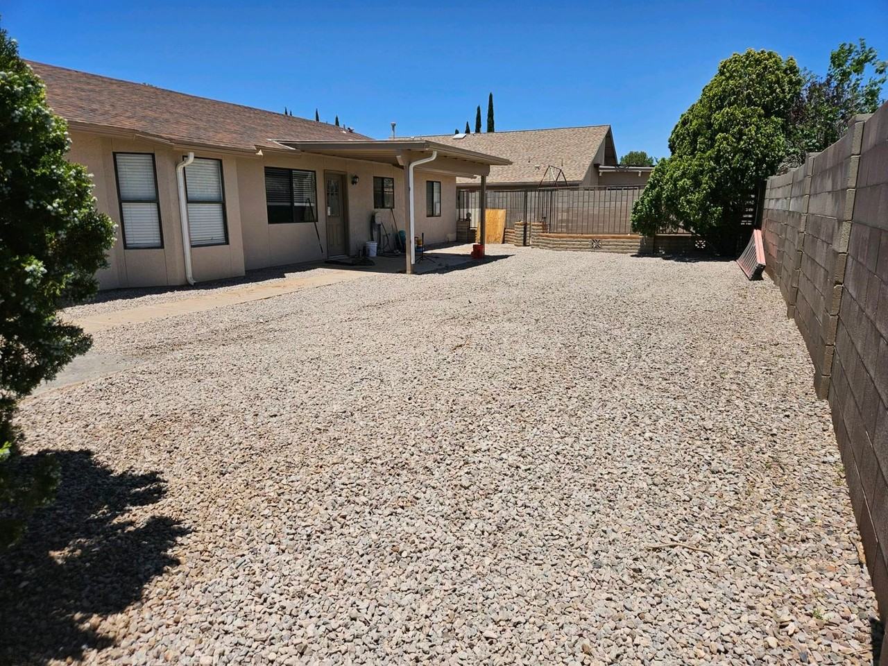 2872 Canyon View Dr - Photo 4 of 23