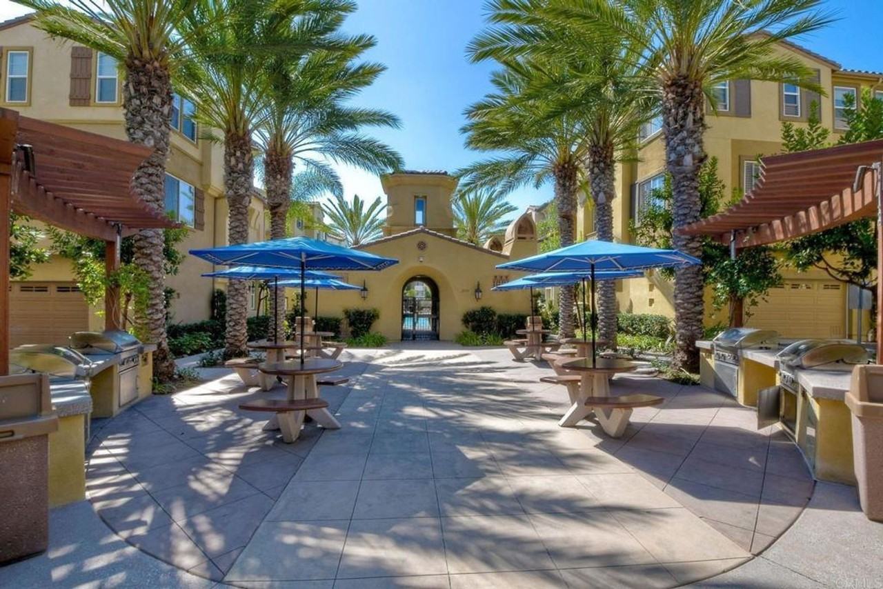 2321 Sentinel Ln - Photo 2 of 27