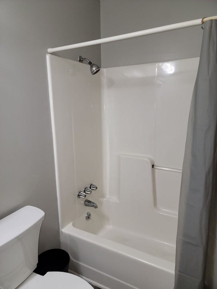 102 Loispaul Cir - Photo 7 of 13