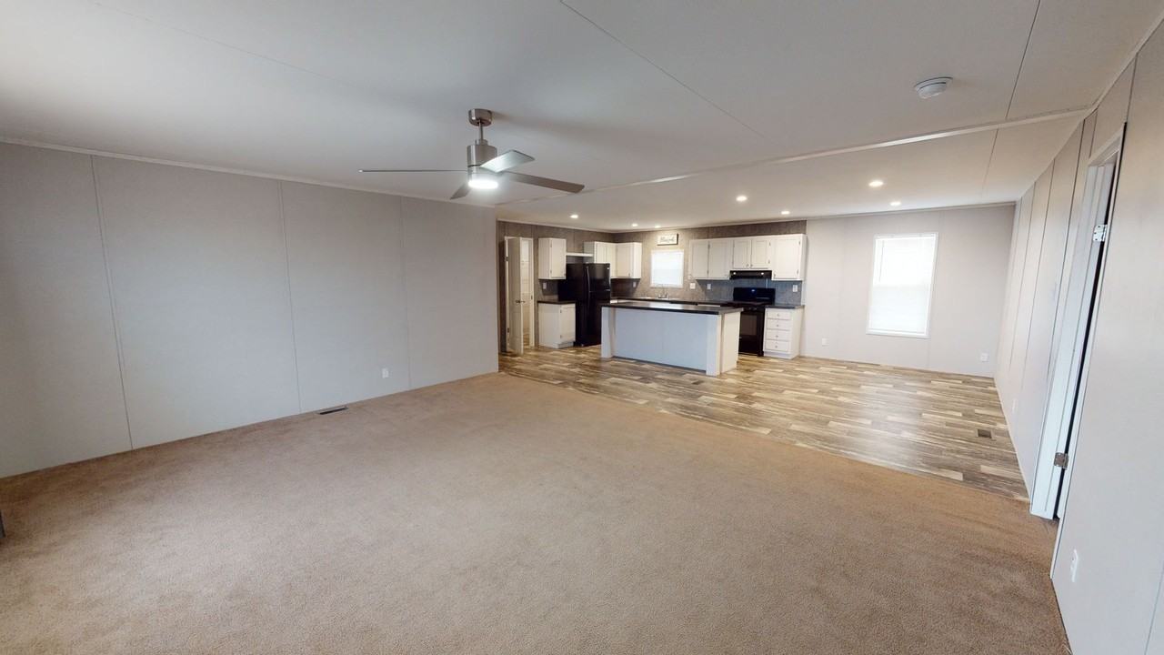 2945 Solana Rd SW - Photo 2 of 13