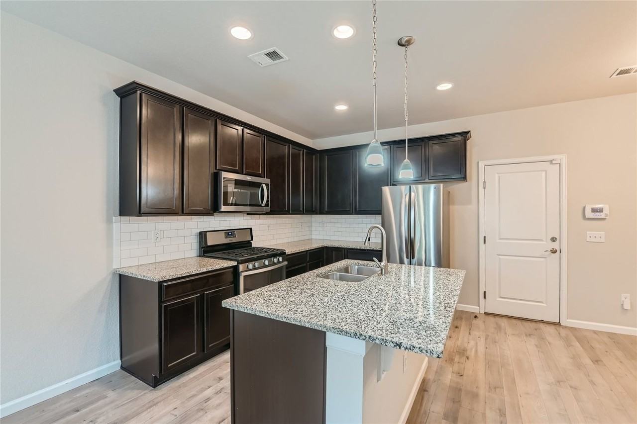 15456 W 64th Loop - Photo 3 of 12