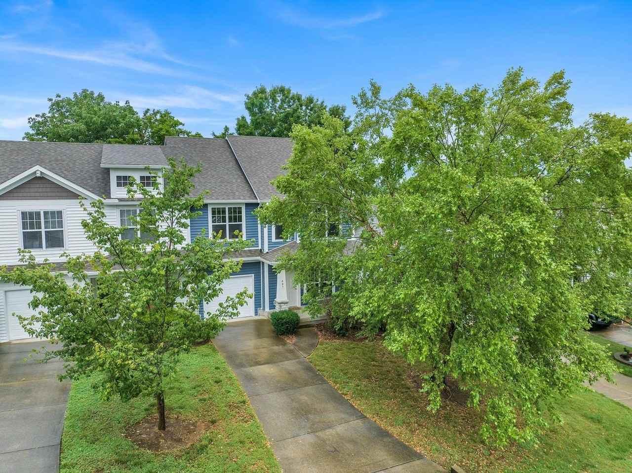 407 Normandy Cir - Photo 5 of 50